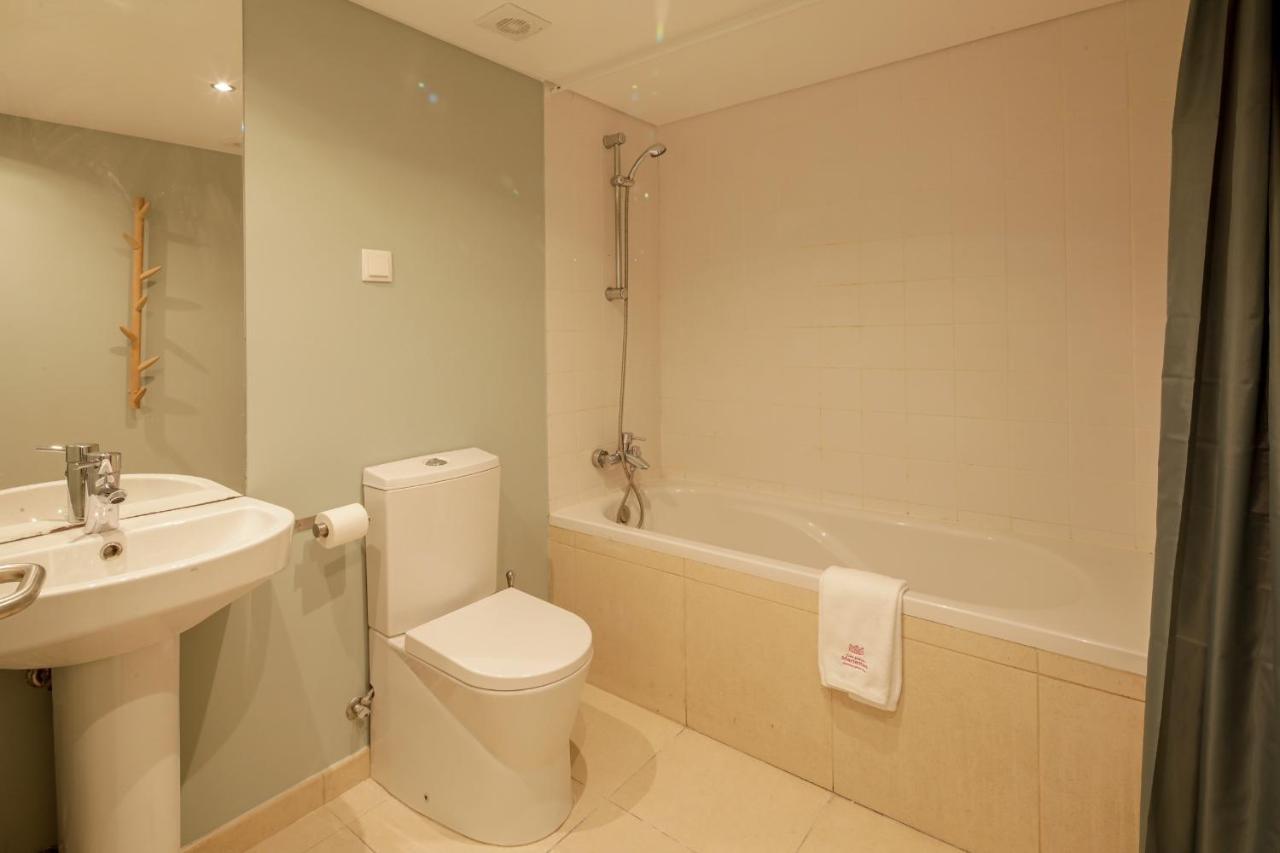 Chiado Premium Two Bedroom Apartment By Les Deux Mariettes Lisboa Εξωτερικό φωτογραφία